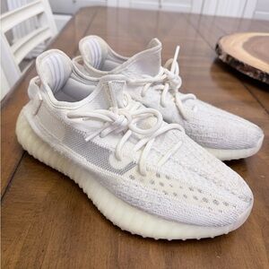 Yeezy Cream Athletic Shoes